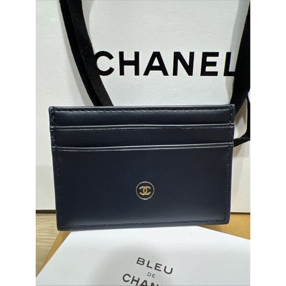 CHANEL Bleu Wallet Cardholder for Men Limited Edition + Sample Perfume & Bag - Picture 4 of 5